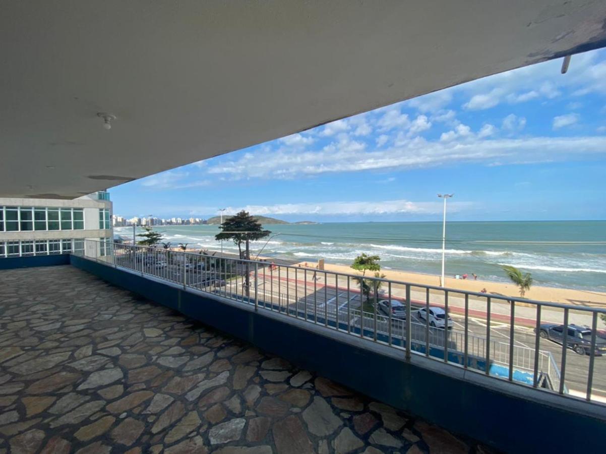 Suite Mar 210 - Economica E Compacta - Praia Do Morro - Predio Frente Mar Com Elevador, Atravessou A Avenida, Ja Esta Na Praia - Garagem - Internet 구아라파리 외부 사진